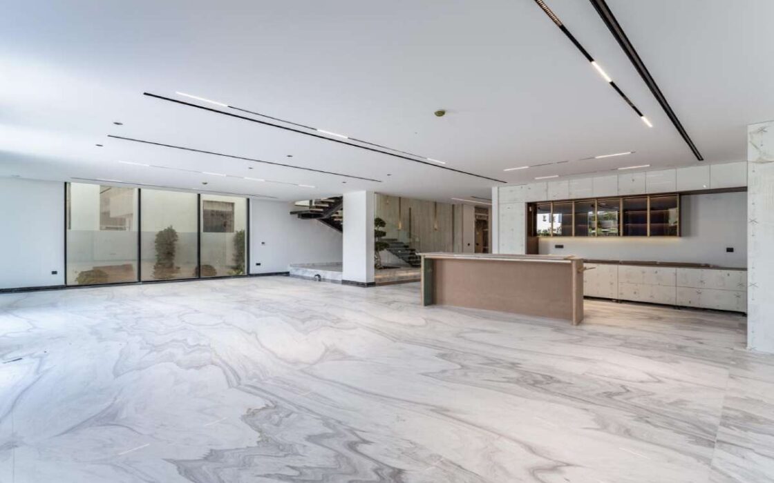 5 Bedroom Villa for Sale in Jumeirah Park, Dubai