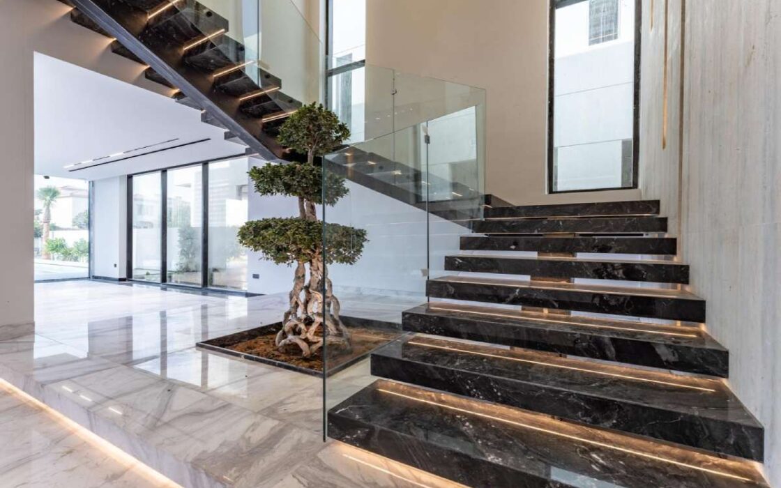 5 Bedroom Villa for Sale in Jumeirah Park, Dubai