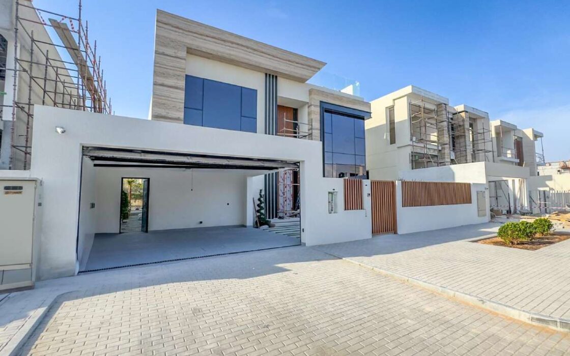 5 Bedroom Villa for Sale in Jumeirah Park, Dubai