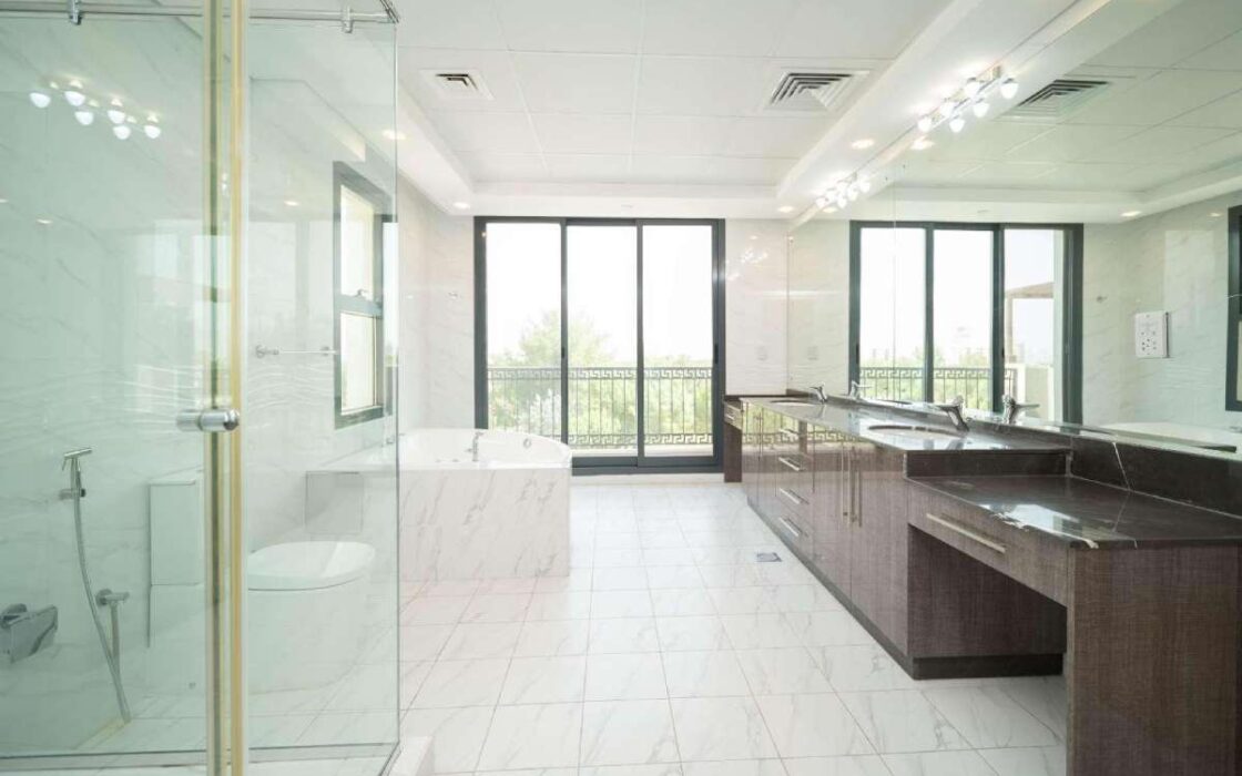 7-Bedroom Villa for Sale in Jumeirah Golf Estates, Dubai