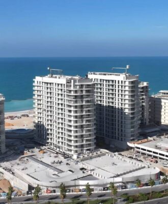 Beach House at Bay Residences – Exclusive Waterfront Townhouses in Mina Al Arab